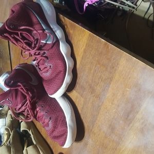 Nike shoes size 10 hyperdunks